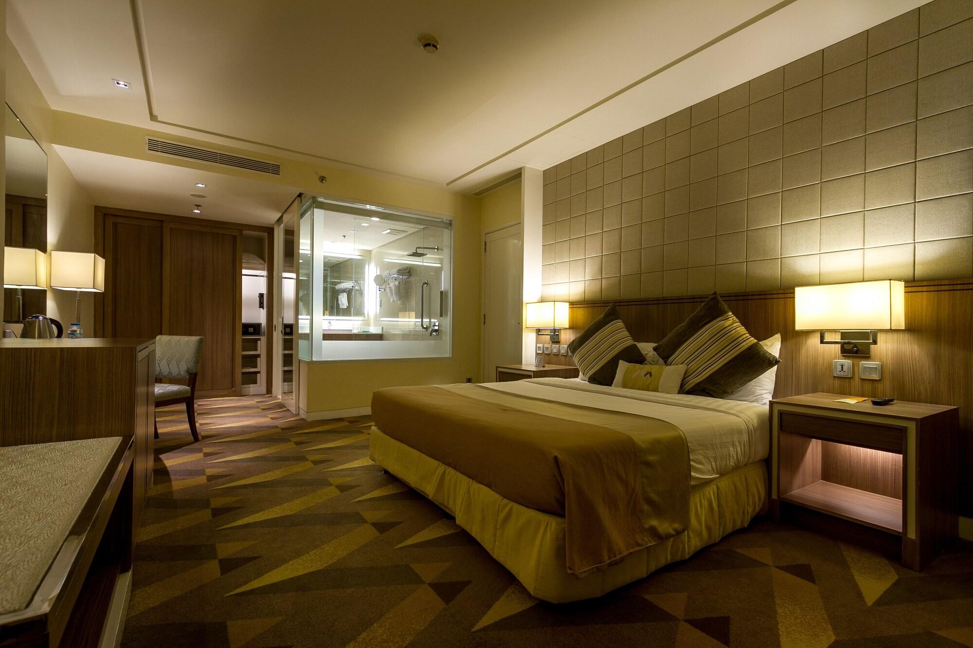 โฮเต็ล เบนิลเด ไมซัน เดอ ลา ซาล Hotel มะนิลา ภายนอก รูปภาพ
