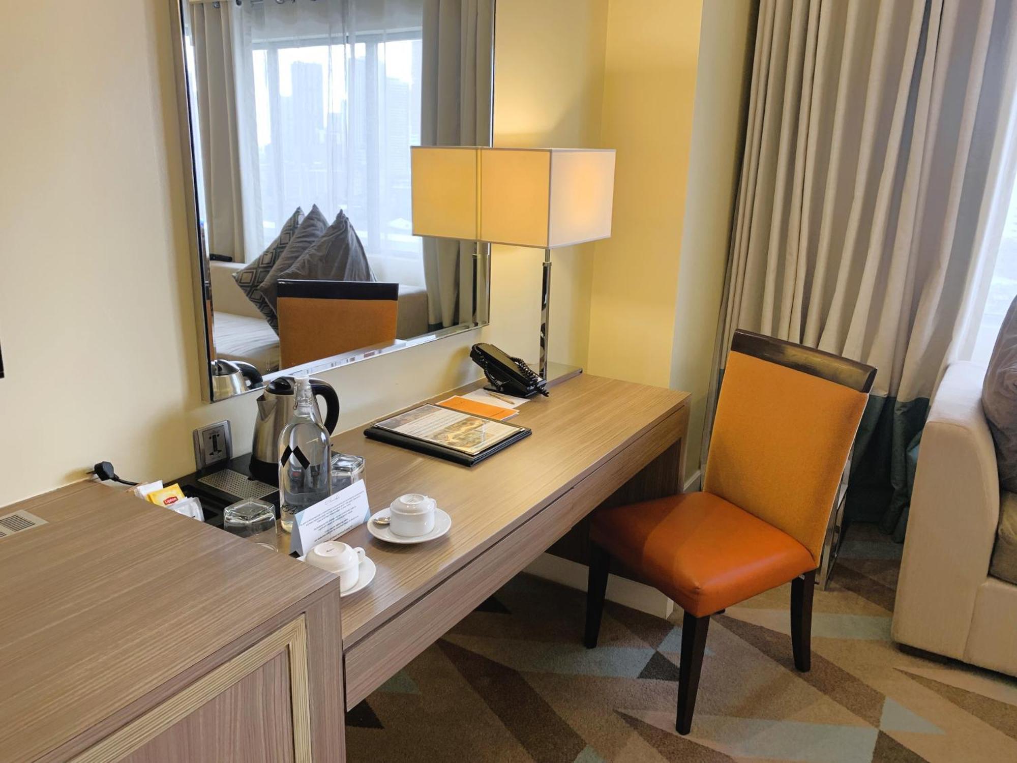โฮเต็ล เบนิลเด ไมซัน เดอ ลา ซาล Hotel มะนิลา ภายนอก รูปภาพ