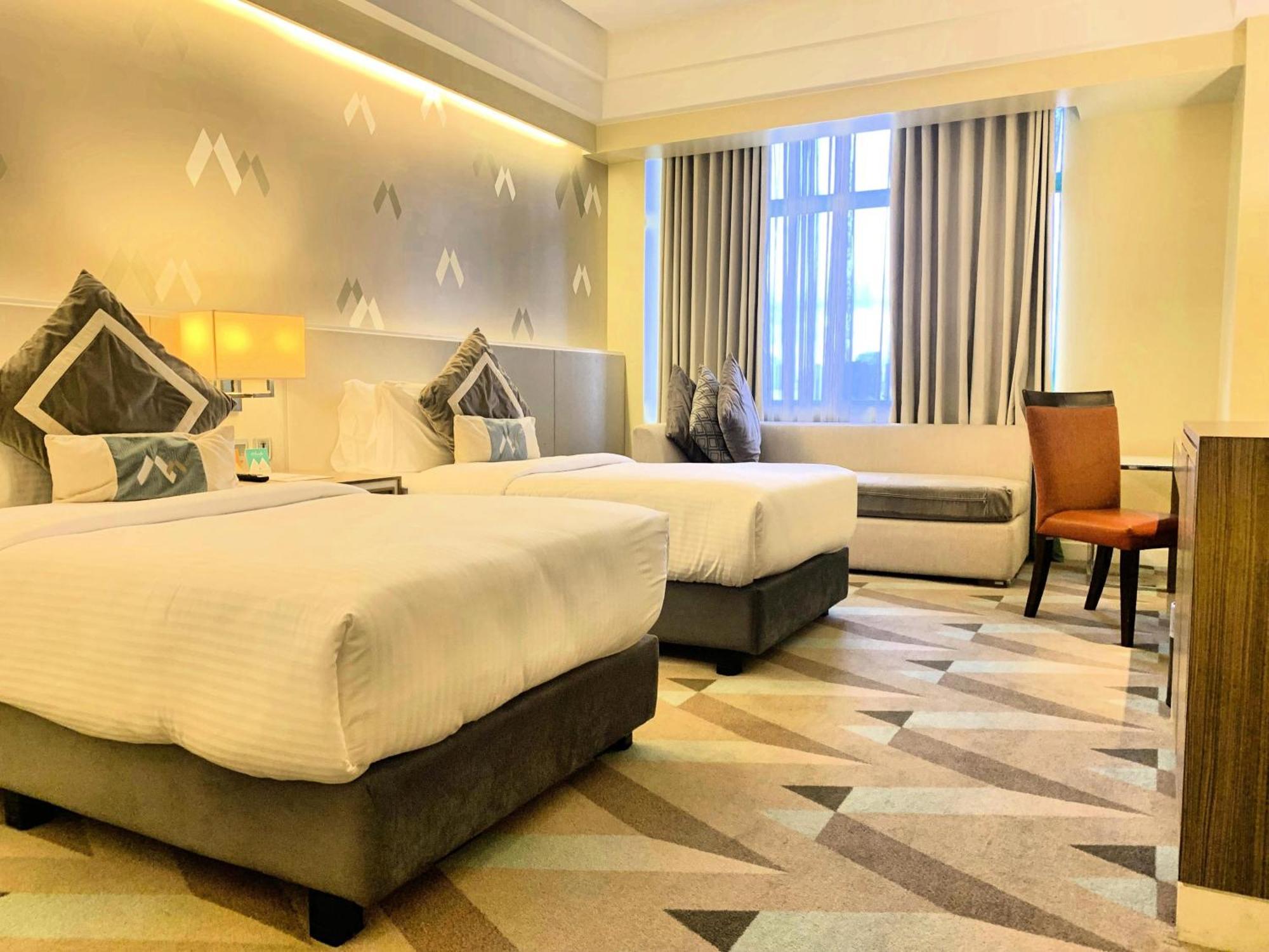 โฮเต็ล เบนิลเด ไมซัน เดอ ลา ซาล Hotel มะนิลา ภายนอก รูปภาพ